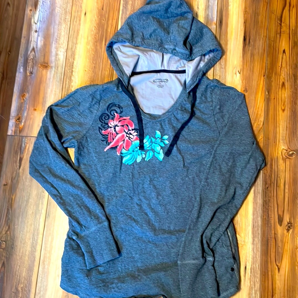 Crazy Shirt xl lightweight hoodie
